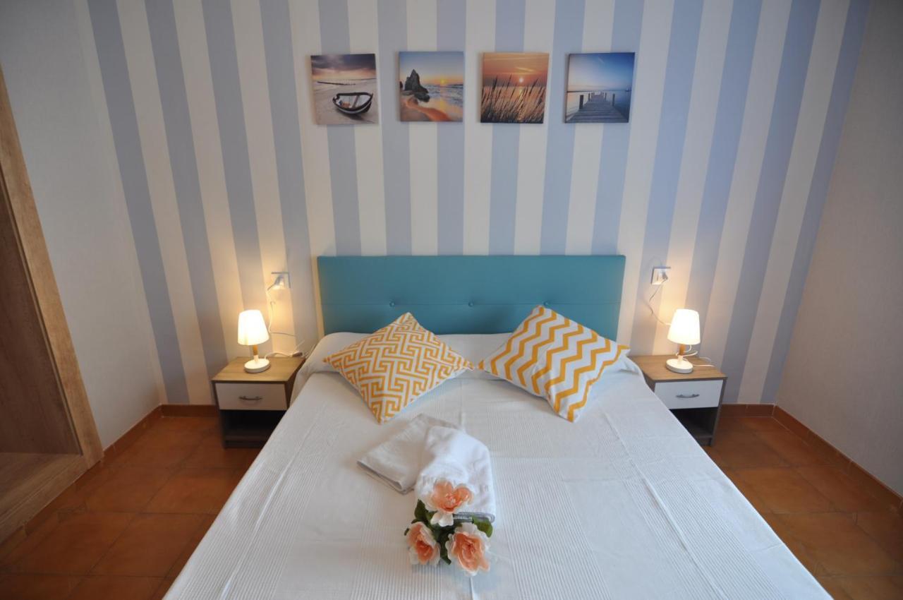 Rnet - Mt Apartaments โรเซส ภายนอก รูปภาพ