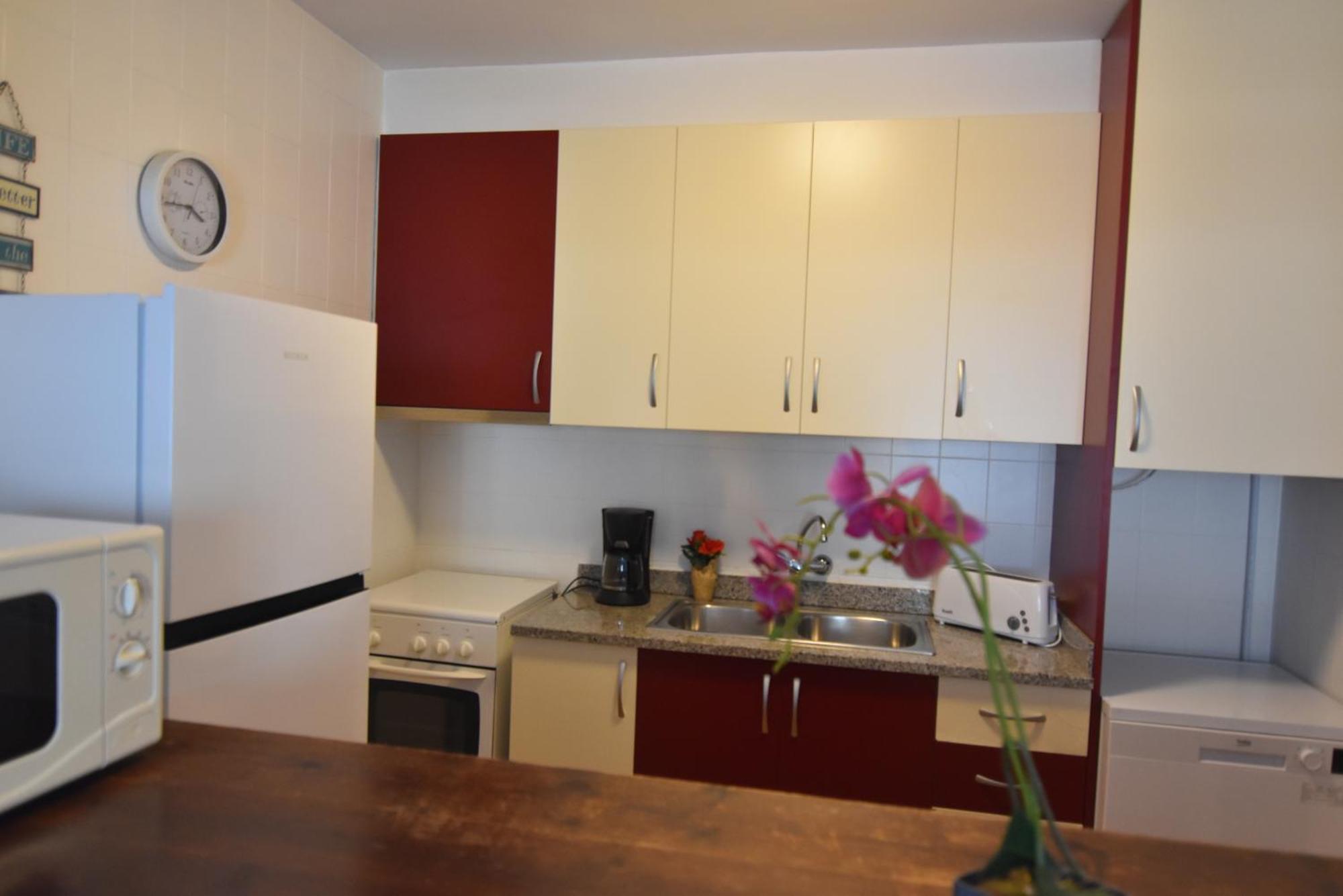 Rnet - Mt Apartaments โรเซส ภายนอก รูปภาพ
